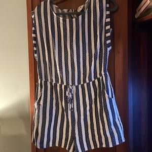 Short-sleeve blue & white striped romper